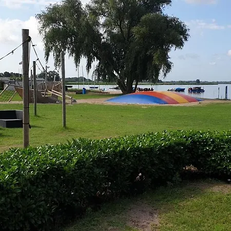 Campsite Lake View *