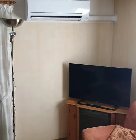 אתר קמפינג Lake View אלבורח
